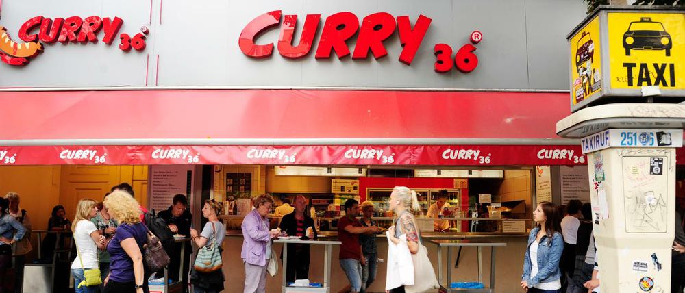Das Haus vom Mehringdamm 34 in Berlin-Kreuzberg mit Curry 36.  