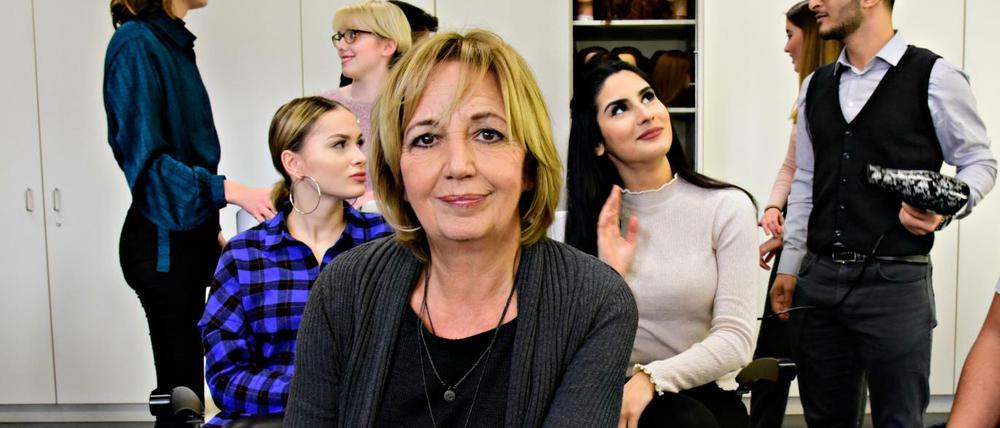 Friseurmeisterin Petra Biernoth koordiniert seit Jahren das Friseurangebot bei Frank Zanders Weihnachtsessen.