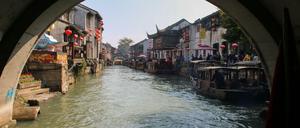 Wo einst das kulturelle Herz Chinas schlug. Blick in einen Kanal des heutigen Suzhou in der Provinz Jiangsu.
