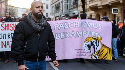 Ferat Kocak findet es gut, dass die Ermittler inzwischen Fehler zugegeben haben. Doch das reicht ihm nicht.
