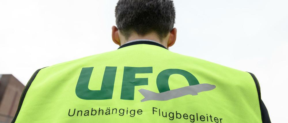 Im Streik: Ein Mitglied der Gewerkschaft Ufo