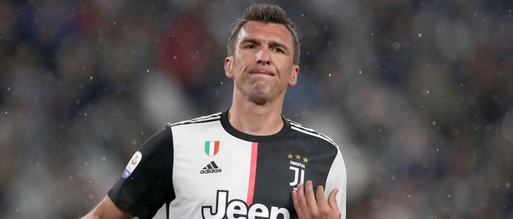 Mehr Schwarz als Weiß. Mario Mandzukic ist bei Juve nicht mehr gefragt.