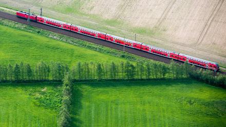 Gegenüber anderen Verkehrsmitteln konnte die Bahn ihren Umwelt-Vorsprung ausbauen.