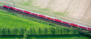 Gegenüber anderen Verkehrsmitteln konnte die Bahn ihren Umwelt-Vorsprung ausbauen.