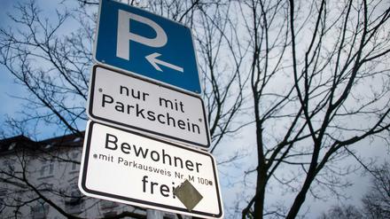Für Anwohner frei: Bald könnte der Parkausweis teurer werden.
