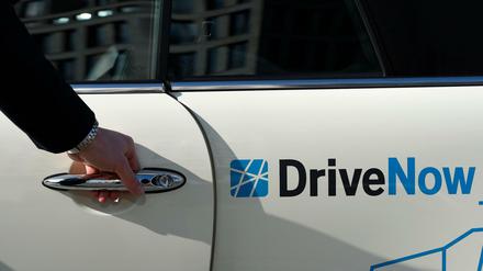 Ein Auto des Carsharing-Anbieters Drive Now