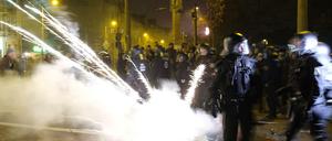 Polizisten wurden in der Silvesternacht im Leipziger Stadtteil Connewitz angegriffen.