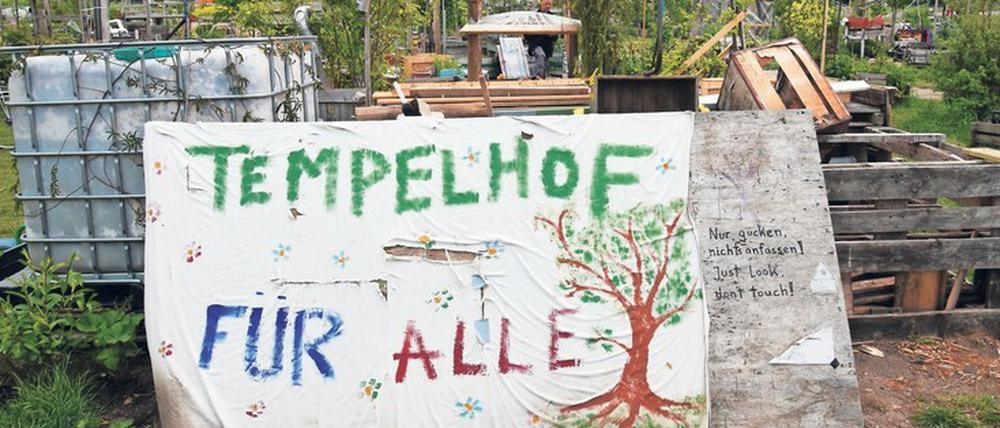 Eine Mehrheit der Berliner befürwortet mittlerweile eine Randbebauung des Tempelhofer Feldes.
