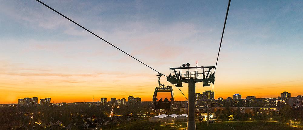 In Marzahn geht es doch auch. Hier die Seilbahn auf dem ehemaligen IGA-Gelände in den Gärten der Welt.