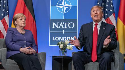 US-Präsident Donald Trump und Kanzlerin Angela Merkel beim Nato-Gipfel in London Anfang Dezember. 