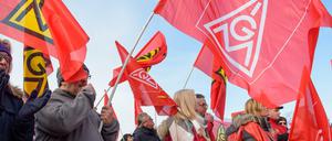 Die Gehälter in der Metall- und Elektroindustrie sollen im April verhandelt werden. 