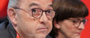 War was? Die neue SPD-Parteispitze Borjans und Esken gibt sich alles andere als kantig und klar.
