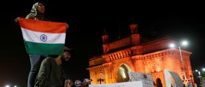 Proteste gegen die Attacken auf Studierende in Mumbai am Montagabend.