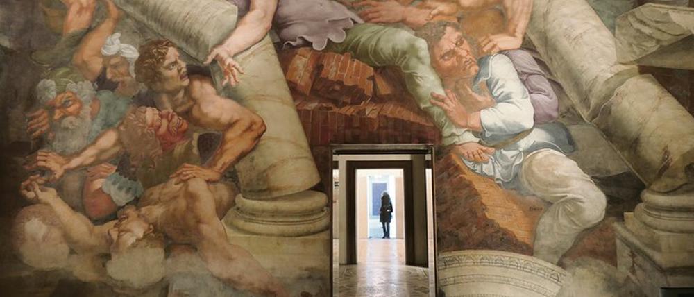 Ganz großes Kino. Der „Gigantensturz“ in der vollständig ausgemalten Sala dei Giganti des Palazzo Te ist künftig in virtuellem Feuerschein zu erleben.