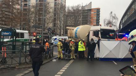 Der Unfall ereignete sich am Mittwoch am Kottbusser Tor in Kreuzberg.