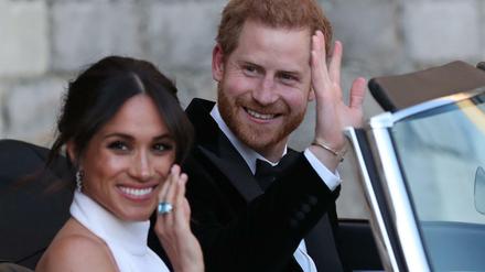 Bye, bye! Prinz Harry seine Frau Meghan gehen eigene Wege.