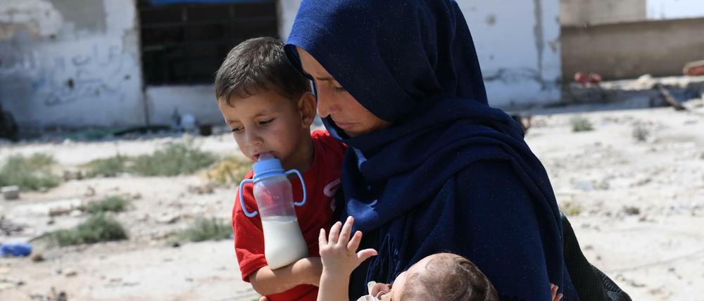 Für die Zivilisten in der umkämpften Aufständischen-Region Idlib zeichnet sich eine immer schlimmere Lage ab.