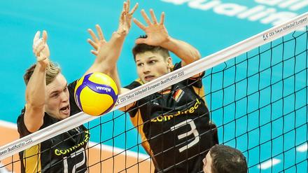 Enges Ding. Das letzte Gruppenspiel der deutschen Volleyballer war hart umkämpft. 