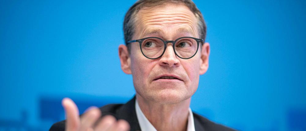 Michael Müller (SPD), Regierender Bürgermeister von Berlin, hat knapp 14.000 Follower bei Twitter.