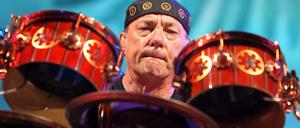 Neil Peart 2012 bei einem Konzert in Minneapolis.