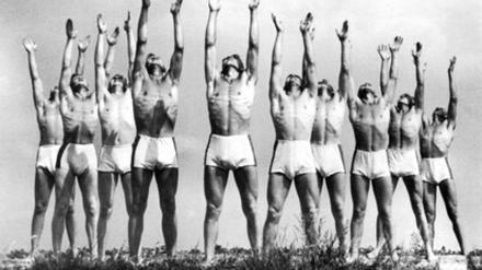Das faschistische Männerbild: Ein gestählter Körper.