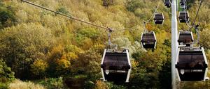 Zur IGA gebaut, dann geblieben. In Marzahn-Hellersdorf gondelt bereits eine Seilbahn.
