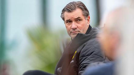 Blick in eine spannende Zukunft. Dortmunds Sportdirektor Michael Zorc ist an mehreren Fronten gefordert.