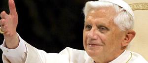 Papst Benedikt XVI. 2006 bei einer Audienz im Vatikan. 