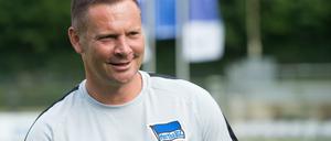 Bleibt beim Plan. Trainer Pal Dardai will in die Hertha-Akademie zurück.