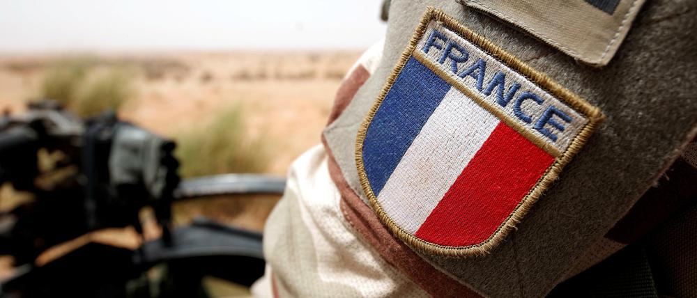 Ein französischer Soldat in der Sahel-Zone