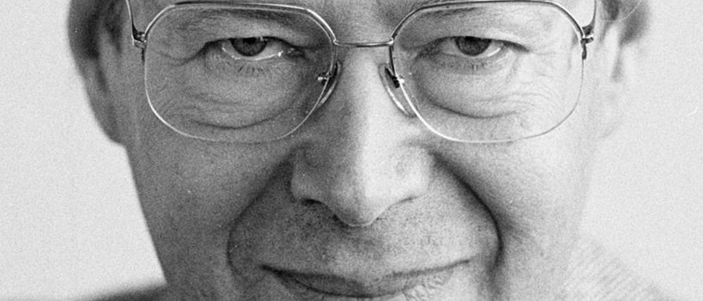 Claus Gennrich leitete das Bonner F.A.Z.-Büro. Jetzt ist er im Alter von 81 Jahren gestorben.