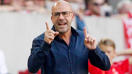 Der Talenteschmieder. Peter Bosz setzt auf Jugend und Offensive.