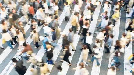 Viel zu voll hier – zu Zehntausenden ziehen die Berliner ins Umland, deshalb wächst die Hauptstadt so langsam wie zuletzt im Jahr 2011. 
