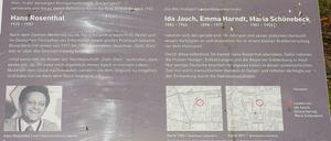 Gedenktafel für Hans Rosenthal und seine Retterinnen in Fennpfuhl im Berliner Bezirk Lichtenberg, wo sich Rosenthal vor den Nazis versteckte.
