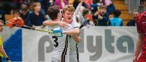 Tore, Tore, Tore gab es für die deutschen Männer zum Auftakt in die Hallen-Europameisterschaft.