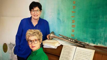 Ein musikalisch überraschend gleichrangiges Paar. Uschi Brüning (hinten) und Susanne Betancor singen Jazz-Songs.