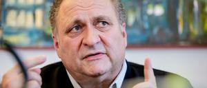 Im Herbst konnten 17.000 Ausbildungsplätze nicht besetzt werden, sagt Handwerkspräsident Hans Peter Wollseifer.