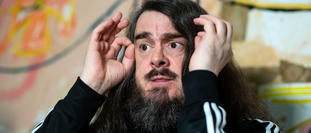 Wäre am liebsten „Chef von dem Laden“. Jonathan Meese, hier vor einigen Tagen bei einem Interview mit der dpa.