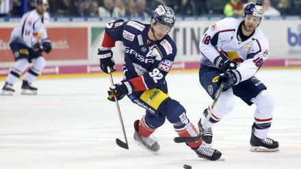 Mal wieder gegen München. Am Freitag reist Marcel Noebels (92) mit den Eisbären zum Tabellenführer.