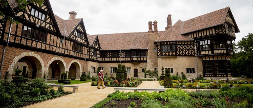 Die Hohenzollern haben Anspruch auf tausende Kunstwerke erhoben - und wollen Wohnrecht im Schloss Cecilienhof.