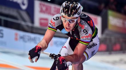 Theo Reinhardt startet in Berlin mit Morgan Kneisky. 