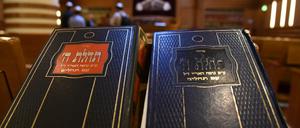 Bildung oder Synagogenbesuch am Schabbat: Judentum hat in Deutschland eine lange und vielfältige Tradition.