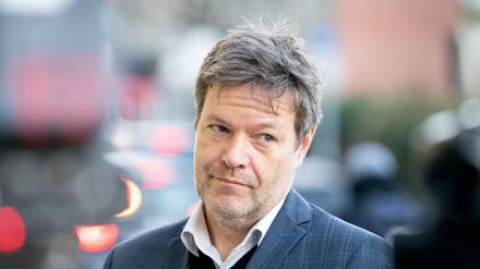 Robert Habeck hat unmittelbar nach der Trump-Rede in Davos ein empörtes Interview gegeben.