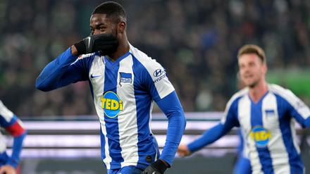 Mit Köpfchen. Jordan Torunarigha bejubelt seinen zwischenzeitlichen Ausgleich zum 1:1. 