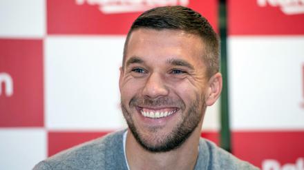Grund zur Freude. Lukas Podolski kehrt zum 1. FC Köln zurück. In Welcher Funktion steht allerdings noch offen.