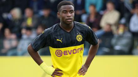 Warten auf die Bundesliga. Youssoufa Moukoko könnte womöglich noch in diesem Jahr sein Debüt geben.