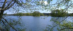 Idylle am Groß-Glienicker See retteten zwei Helfer ein Kind.