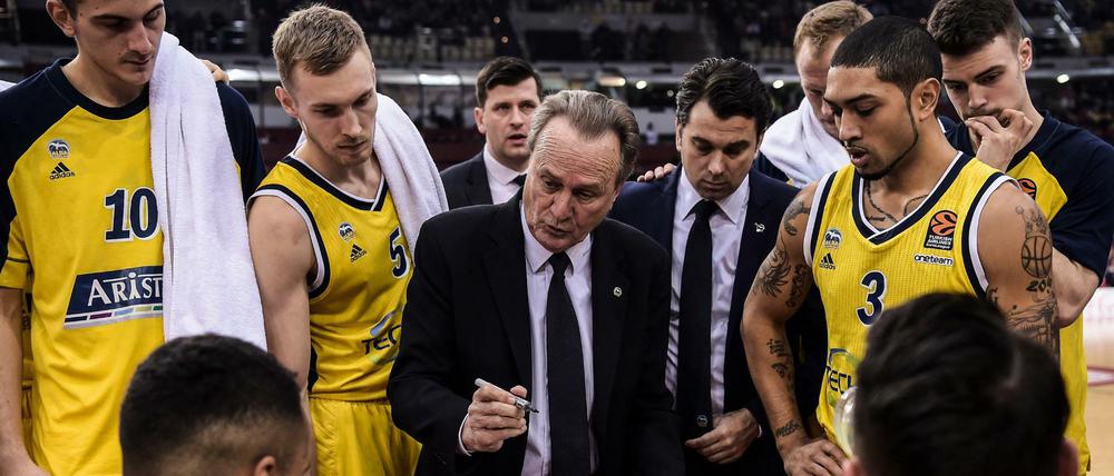 Als Kollektiv ohne Chance. Alba Berlin verlor deutlich in Kaunas.