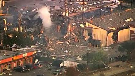 Die Luftaufnahme zeigt Trümmer eines Gebäudes in Houston.