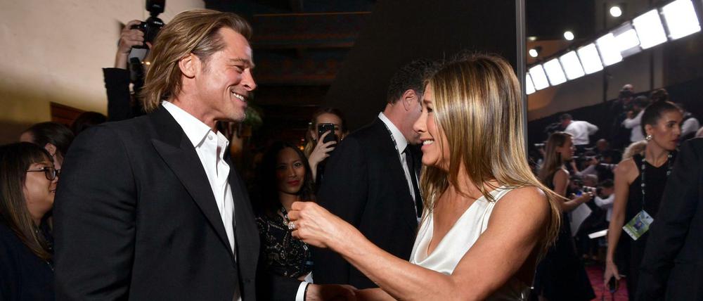 Tiefer Blick: Brad Pitt und Jennifer Aniston bei der Verleihung der SAG Awards.